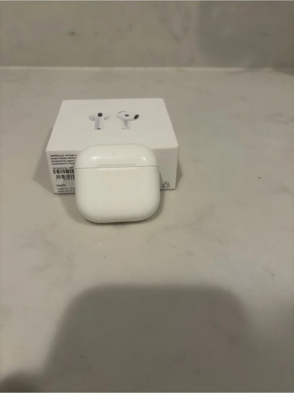 Apple AirPods Gen 4